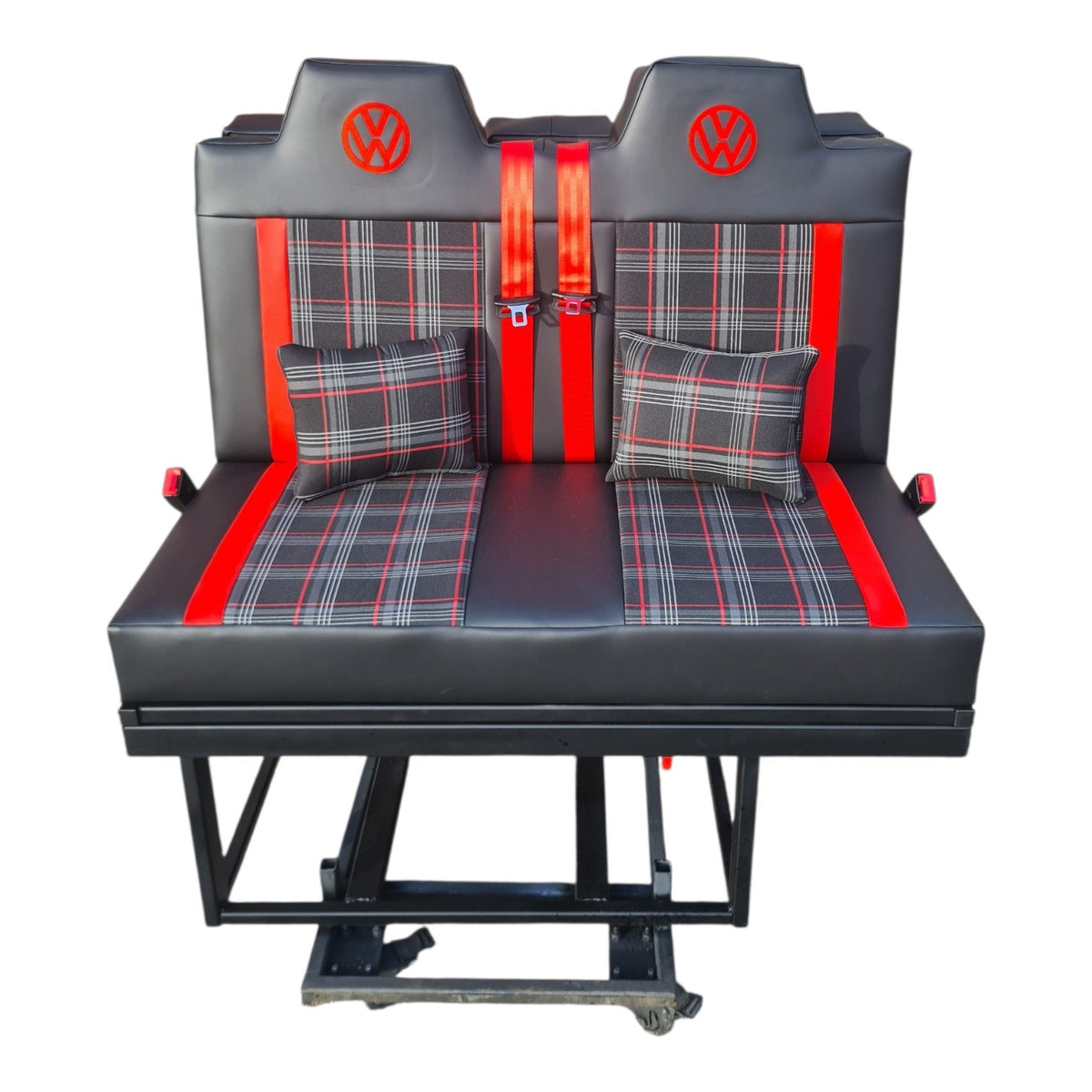 3/4 Rock and Roll Bed VW GTi Style